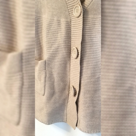 H&M Knitted Cream Color Vintage Cardigan with Lantern 3/4 Sleeves - Picture 5 of 9